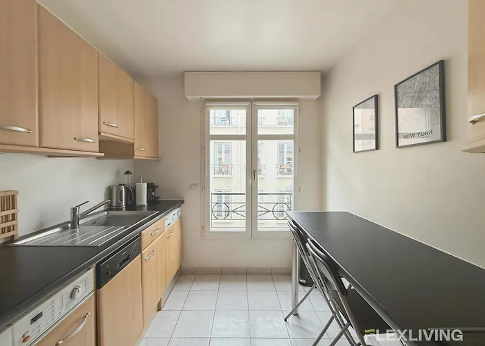 Charming 45m Two-bedroom In 15 Apartment Paris