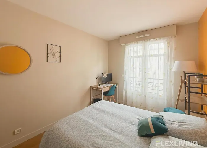 Charming 45m Two-bedroom In 15